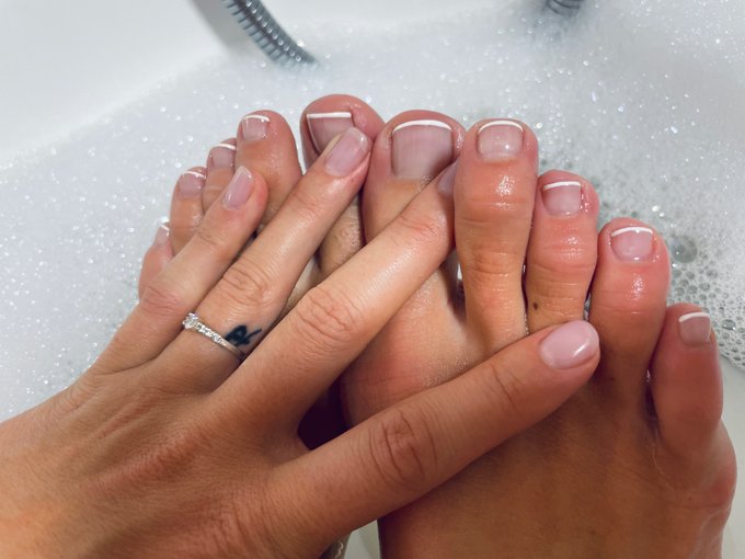 Footfetish 🦶🦶👣New video on https://t.co/LtXh3Zsp3p https://t.co/p00Typ4Yxj
