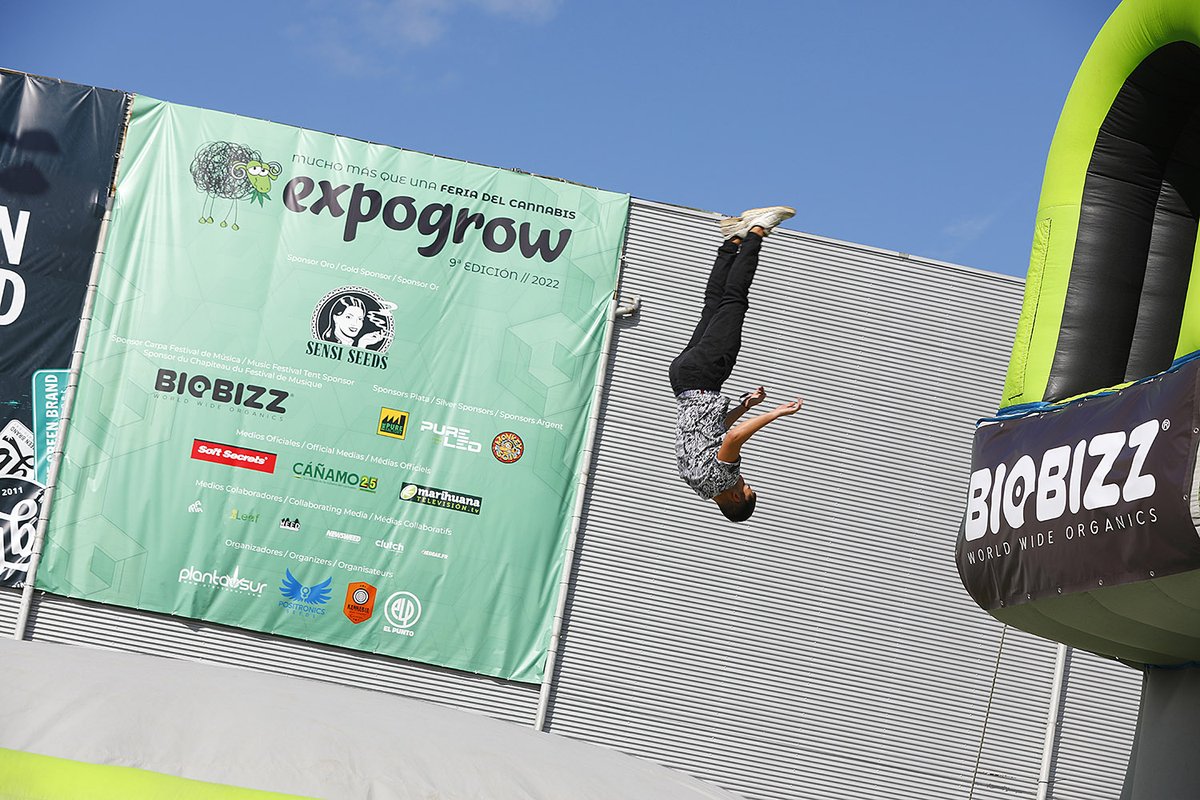 Nous vous mettons à l'envers !

#expogrow2022 #fun #expogrow #wegrowtogether #activities <a href="/biobizzwwo/">BIOBIZZ WWO</a> #extremjump