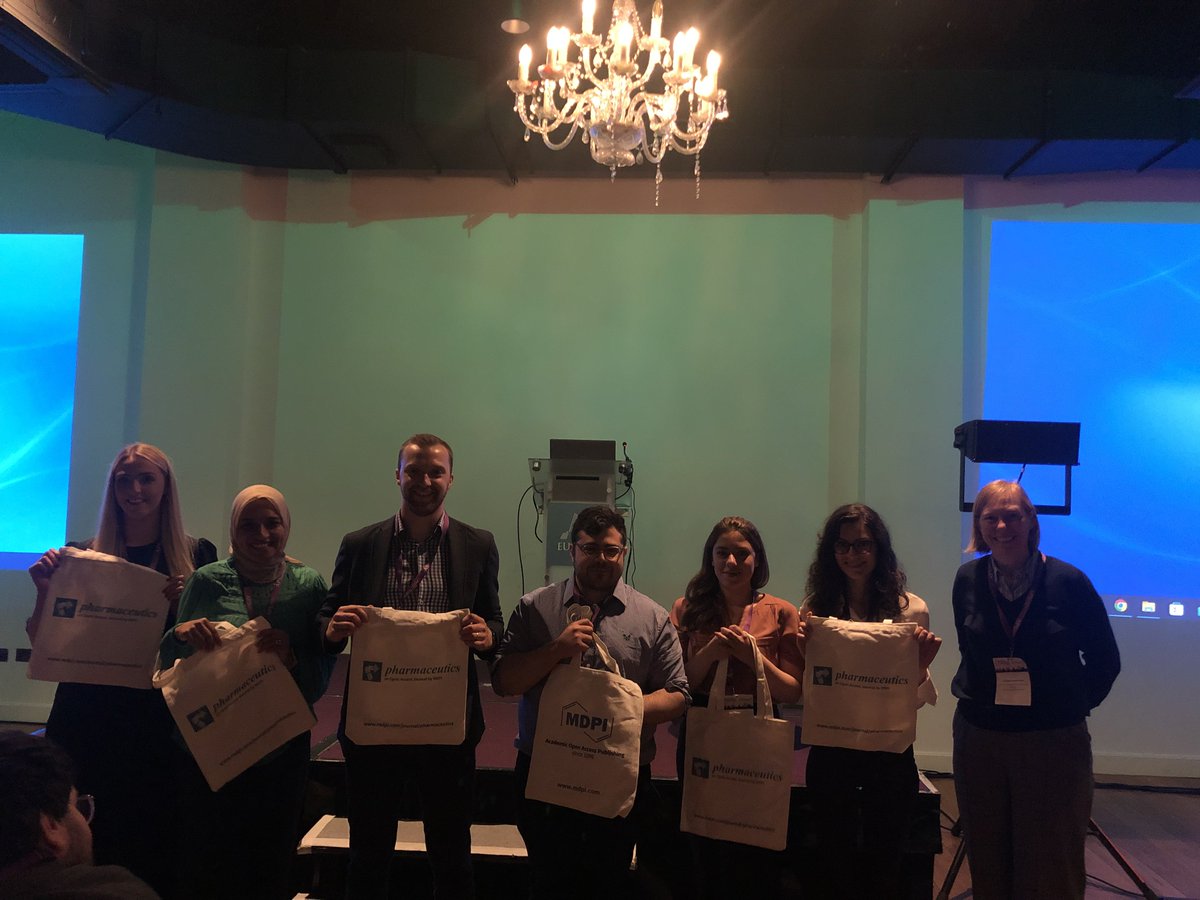 Some fantastic presentations from selected abstracts at the PharmSci conference. Presenters rewarded with @MDPIpharma bags!