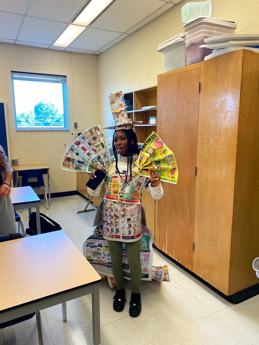 Ms_NCraig's tweet photo. Grade 9 family studies students got a taste of the clothing construction we’ll learn in our first unit, using newspaper. Team building with a focus on creativity and design - amazing results! @LaurierSS https://t.co/Qz8ZzCBoyK
