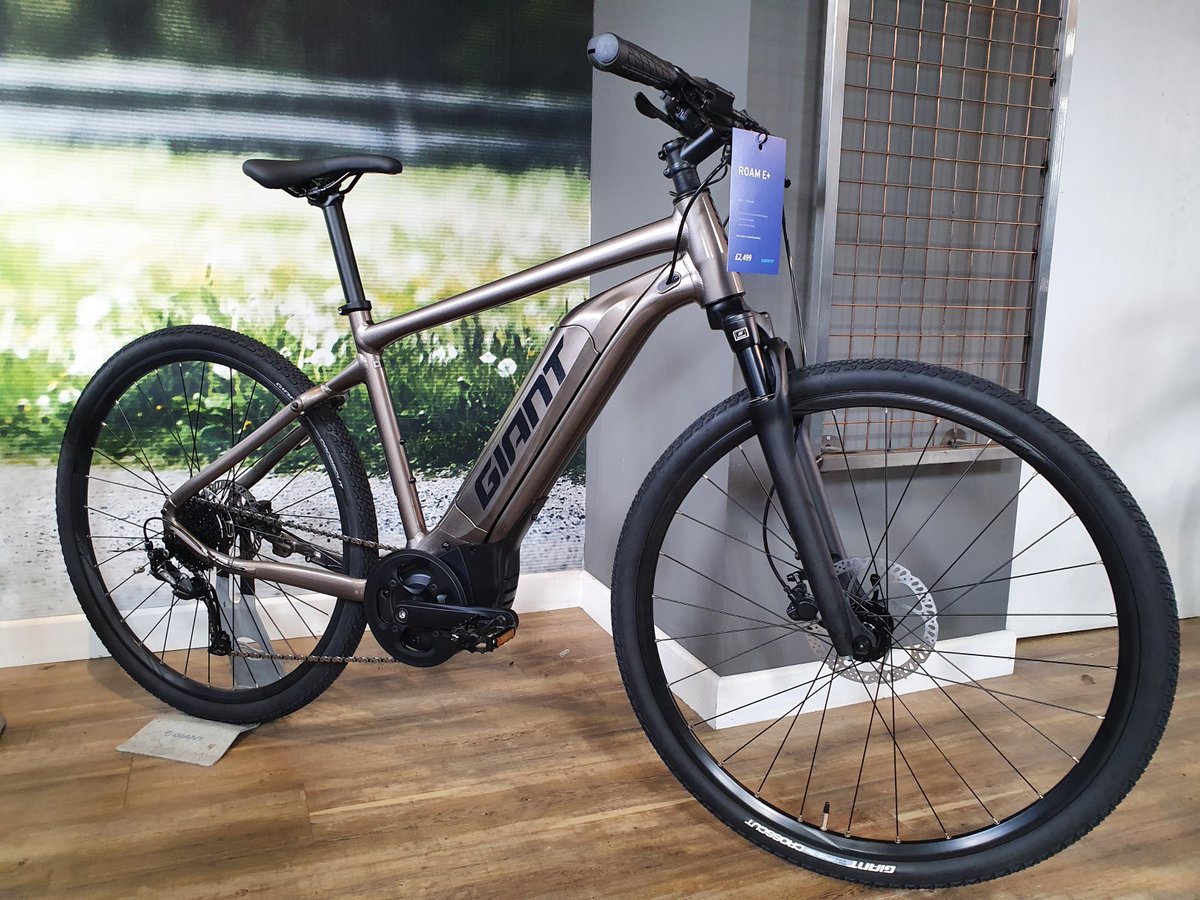 Giant York tweet media