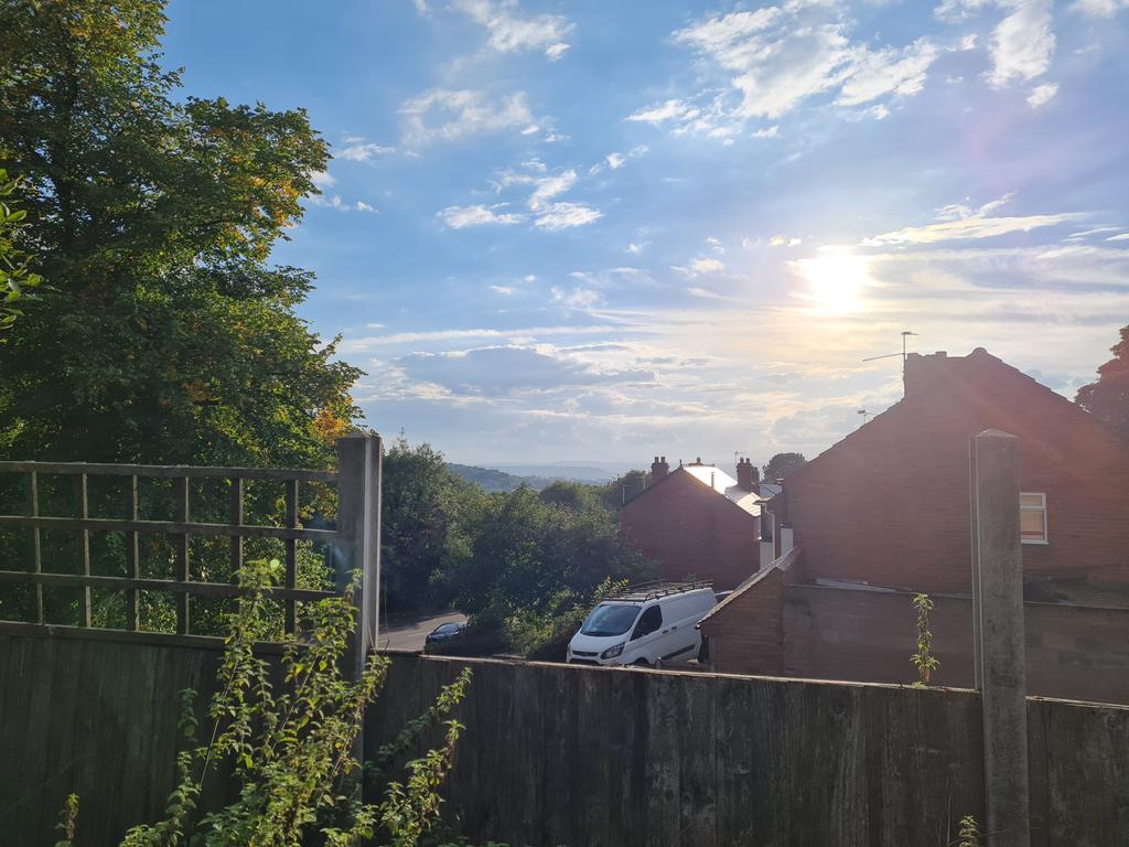 Nellyhadadream's tweet photo. Sunset over Dudley ay it #RIPCarol https://t.co/kkw3P9R2Fv