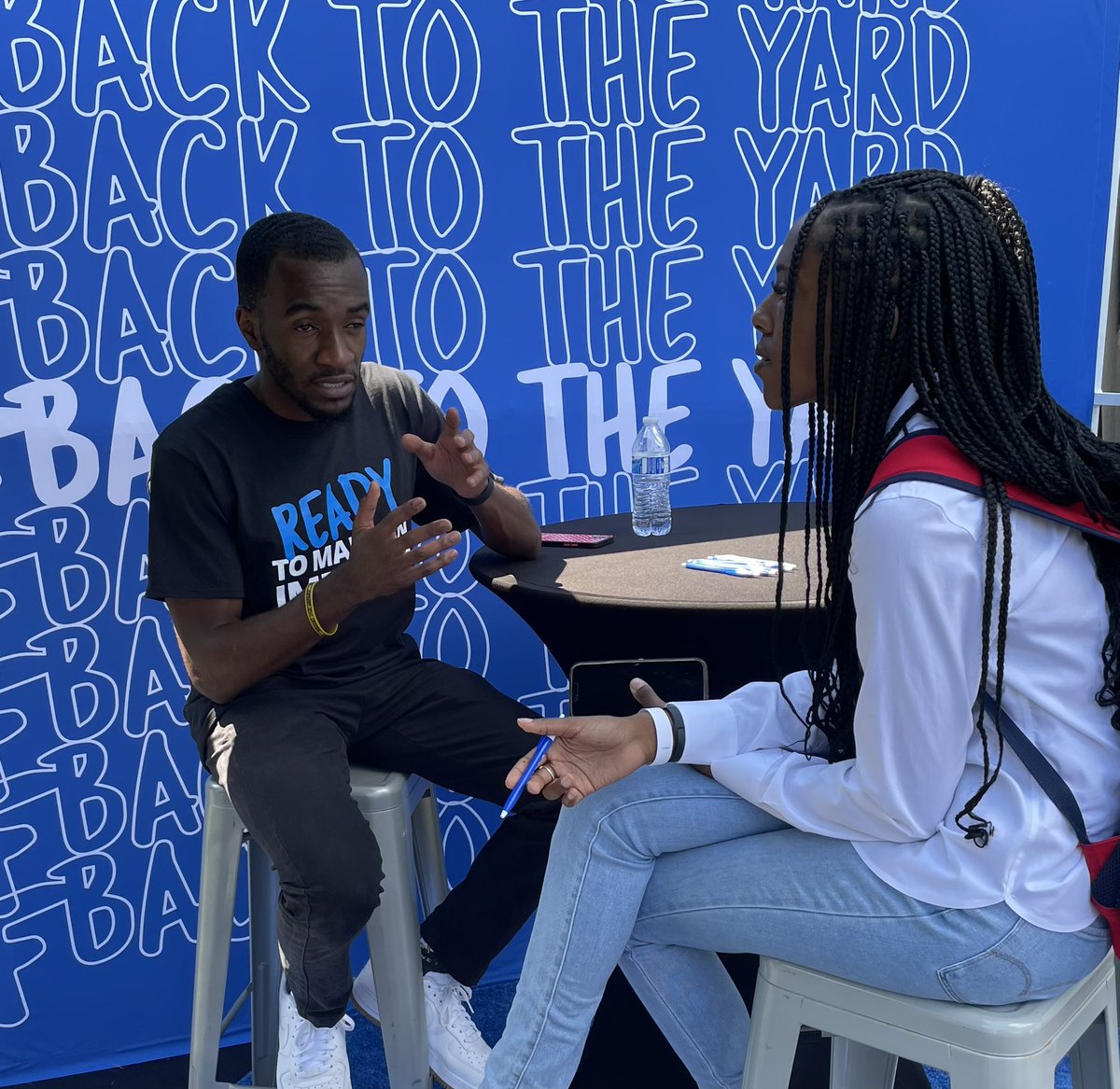 HUStudentAffair's tweet photo. Students are having a great time today at #BackToTheYard with @Chase to kick off their HBCU initiative designed to create pathways for financial health and career growth in our community.
#HowardUniversity  #HU  #B2TY https://t.co/kdcoH54noB