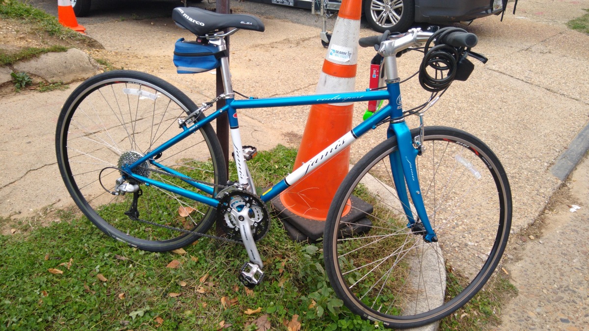 stolenbikesdc's tweet photo. STOLEN - Blue Jamis in Northwest Washington https://t.co/AFYAEybyEB https://t.co/06VKJ3BRoc