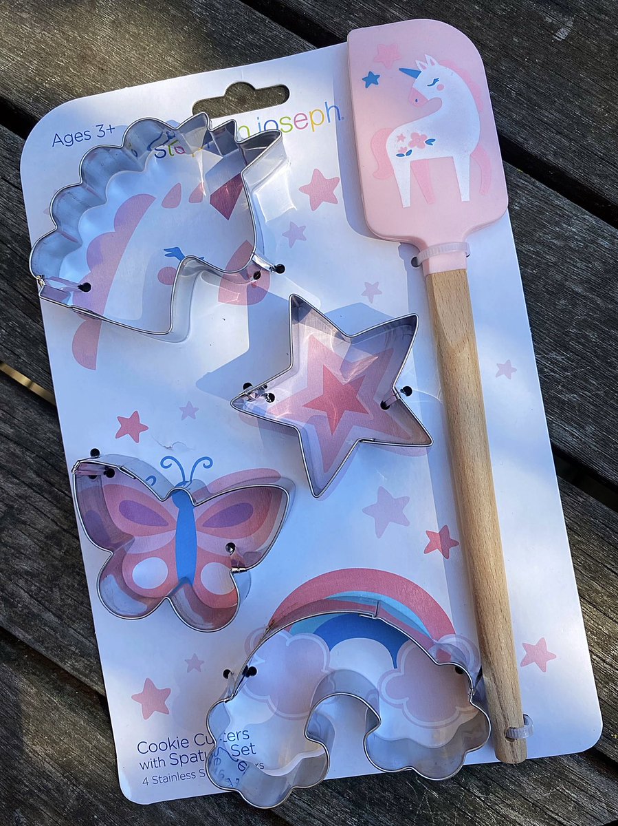 The Last Linda (@thelastlinda) on Twitter photo I really just want our young nieces to start making me #cookies. From <a href="/LemonandLav/">Lemon&Lavender</a>.
#unicorns #CookieCutters #baking #LemonAndLavender #BloorWestVillage <a href="/BWVbia/">BloorWestVillage BIA</a> #Toronto #ShopLocal I really just want our young nieces to start making me #cookies. From <a href="/LemonandLav/">Lemon&Lavender</a>.
#unicorns #CookieCutters #baking #LemonAndLavender #BloorWestVillage <a href="/BWVbia/">BloorWestVillage BIA</a> #Toronto #ShopLocal