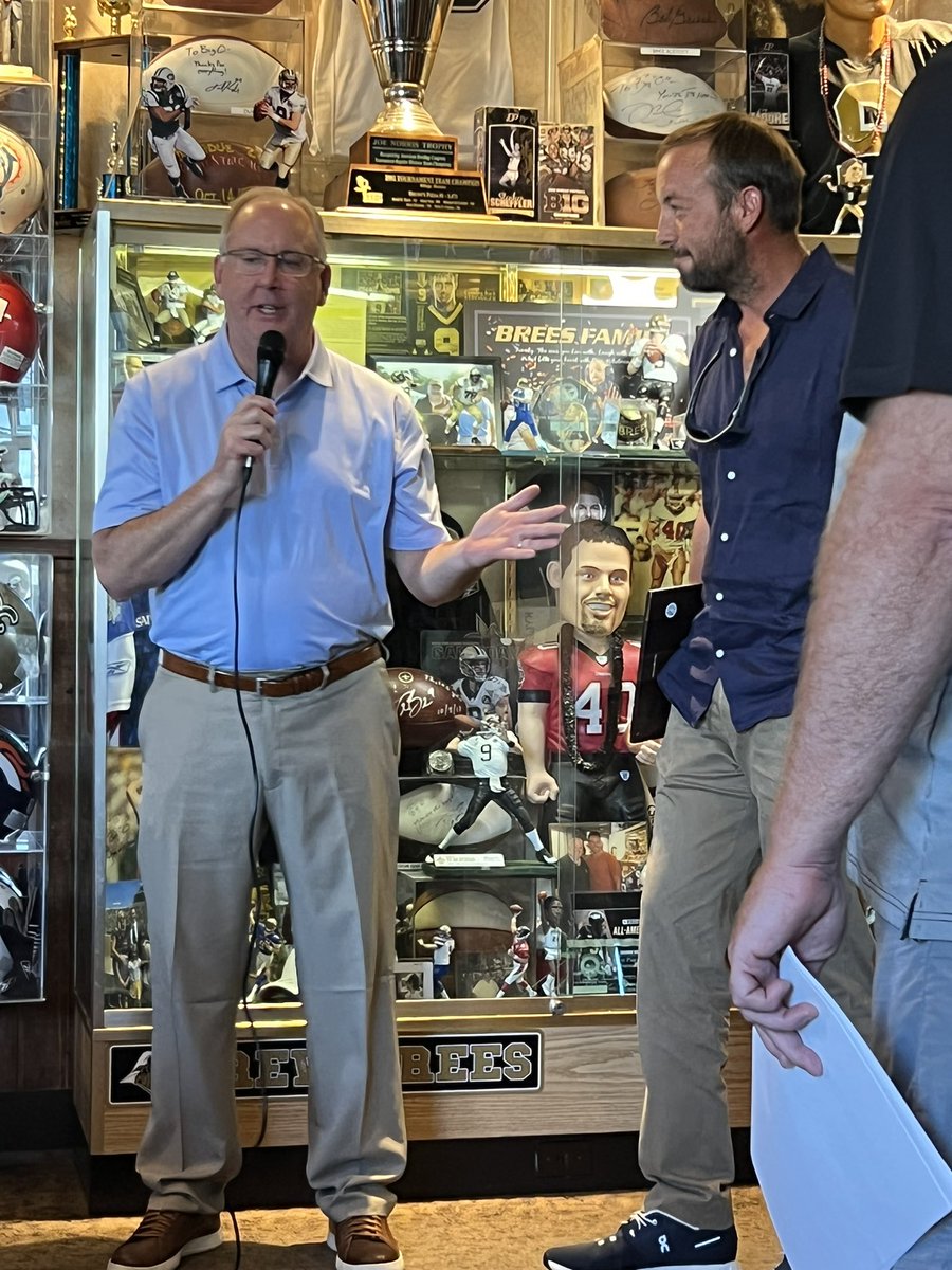 NateBarrett80's tweet photo. Kyle Orton inducted into the Indiana Football Hall of Fame with an interview from Tom Schott. Congratulations!! @schottts @NFF_JTC @MyItin https://t.co/npBi0ZK6CH