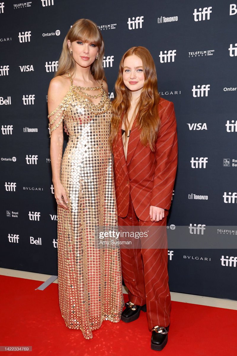 mazespider's tweet image. bendito el día que se conocieron taylor swift y sadie sink