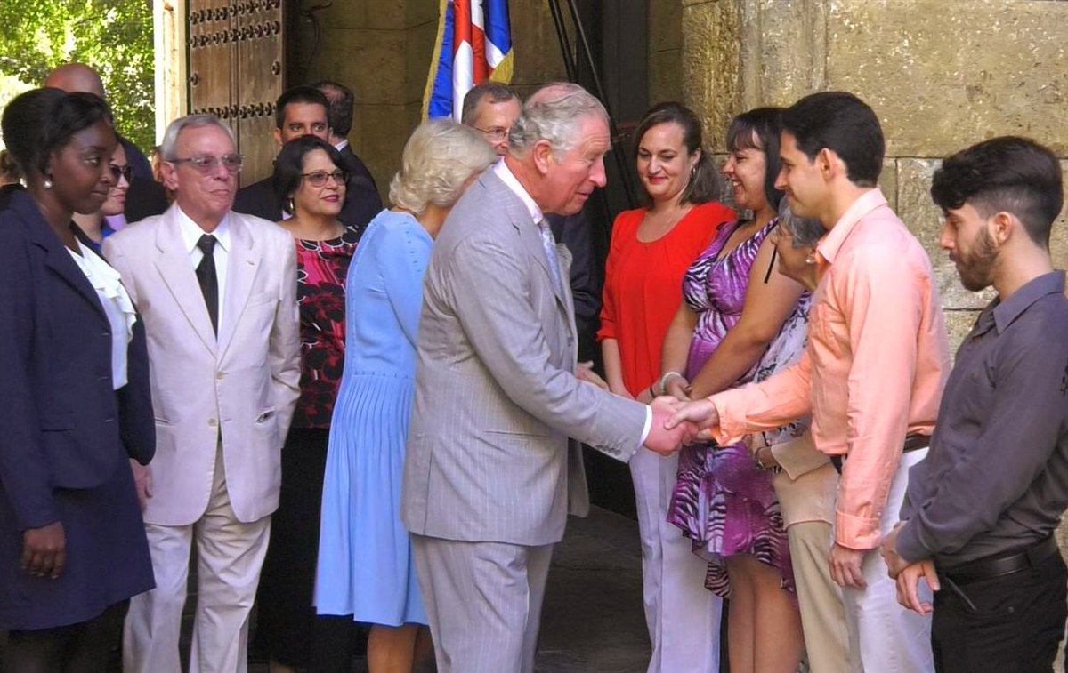 Ac_estruch's tweet photo. Hoy puedo decir que tuve la oportunidad de conocer y hablar unos instantes con el Rey Carlos III del Reino Unido. Toda una experiencia que siempre recordaré https://t.co/DK07hni1Nl