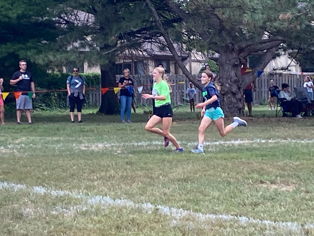 RachelOFlynn1's tweet photo. First time Cross Country meet for Michaela. Finished 4th place overall out of around 150+ girls with a 12:43 on a 3000m hilly course. Proud of her effort! https://t.co/5j3RpJirpa