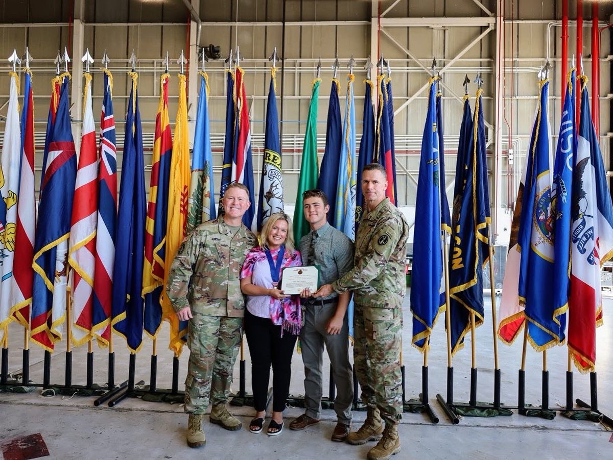 The U.S. Army Aviation Brigade tweet media