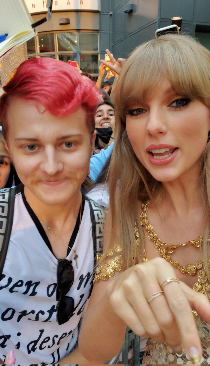 Taylor Swift Brasil tweet media