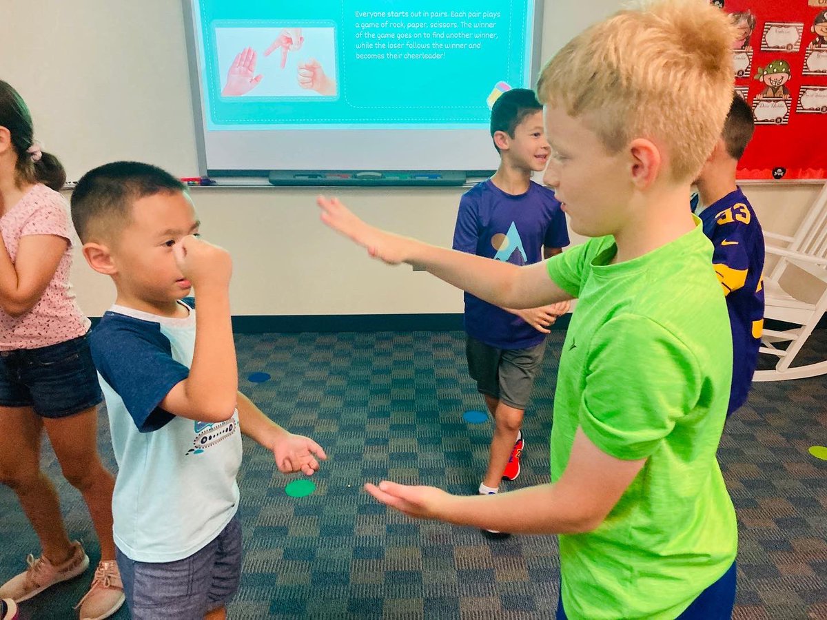 mrsphillippo's tweet photo. Extreme Rock Paper Scissors- played the traditional way, but the loser becomes the cheerleader for the winner, etc until two finalists with crowds of cheerleaders behind them face off! πͺ¨πβοΈ#NPpride #SLPPantherProud https://t.co/pmxVuOssqS