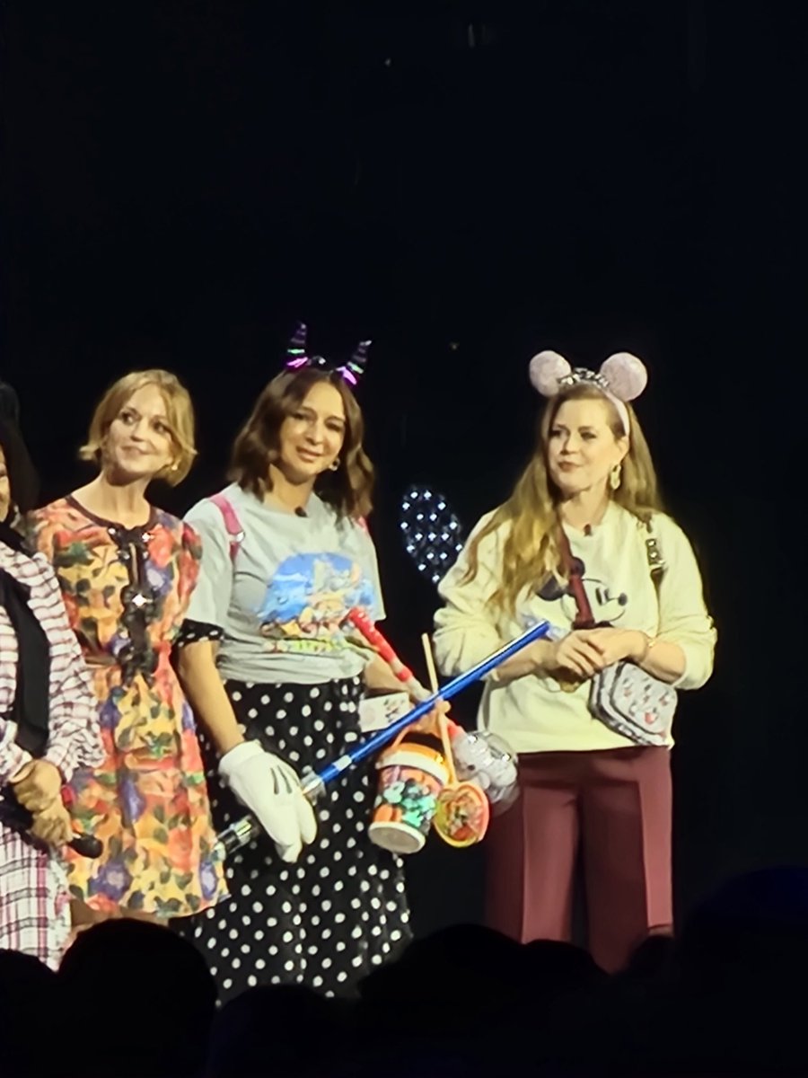 KarltonJahmal's tweet photo. #AmyAdams #MayaRudolph #disenchanted #D23Expo2022 https://t.co/upU30HJcI9