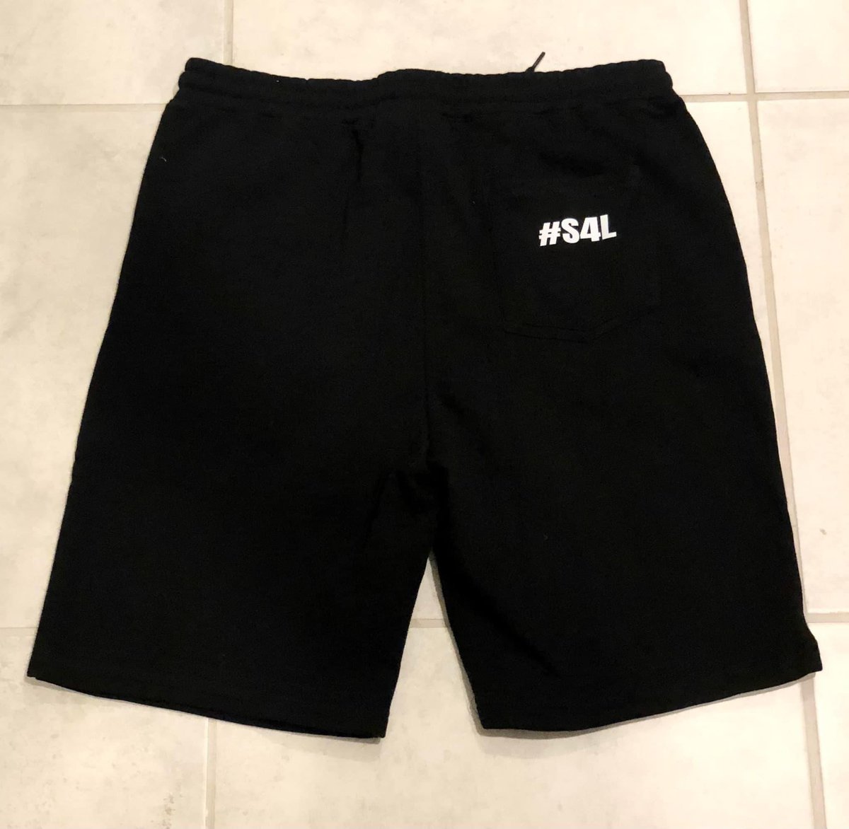 4Soled's tweet photo. I was considered “dead weight” in this group…so I will not be needing these shorts as I will not be wearing them.
Never Worn! 
$25 shipped https://t.co/qOZOSzzrtZ