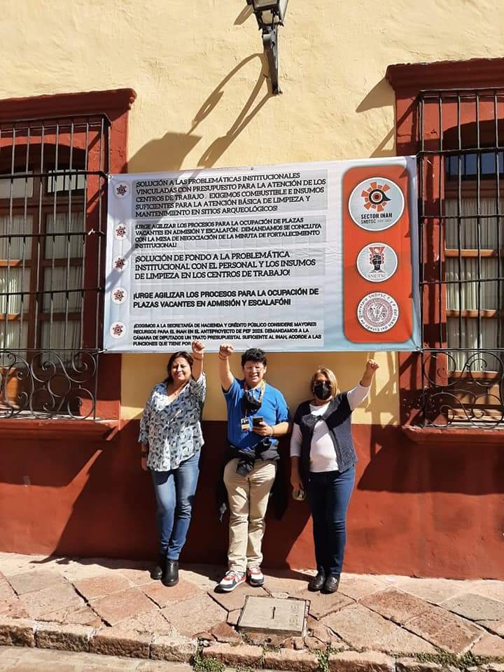 SndtscQ's tweet photo. Centro INAH Querétaro integrándose al Plan de Acción Nacional 

🗣 🔊 ¡Súmate a la lucha! 💪🏽

¡Unidos y Organizados Venceremos!

👊🏼#SectorINAHluchando
#MovilizaciónNacionalSectorINAH 
#FortalecimientoalINAH
#SectorINAH
#SNDTSC https://t.co/bElXhkeqbk