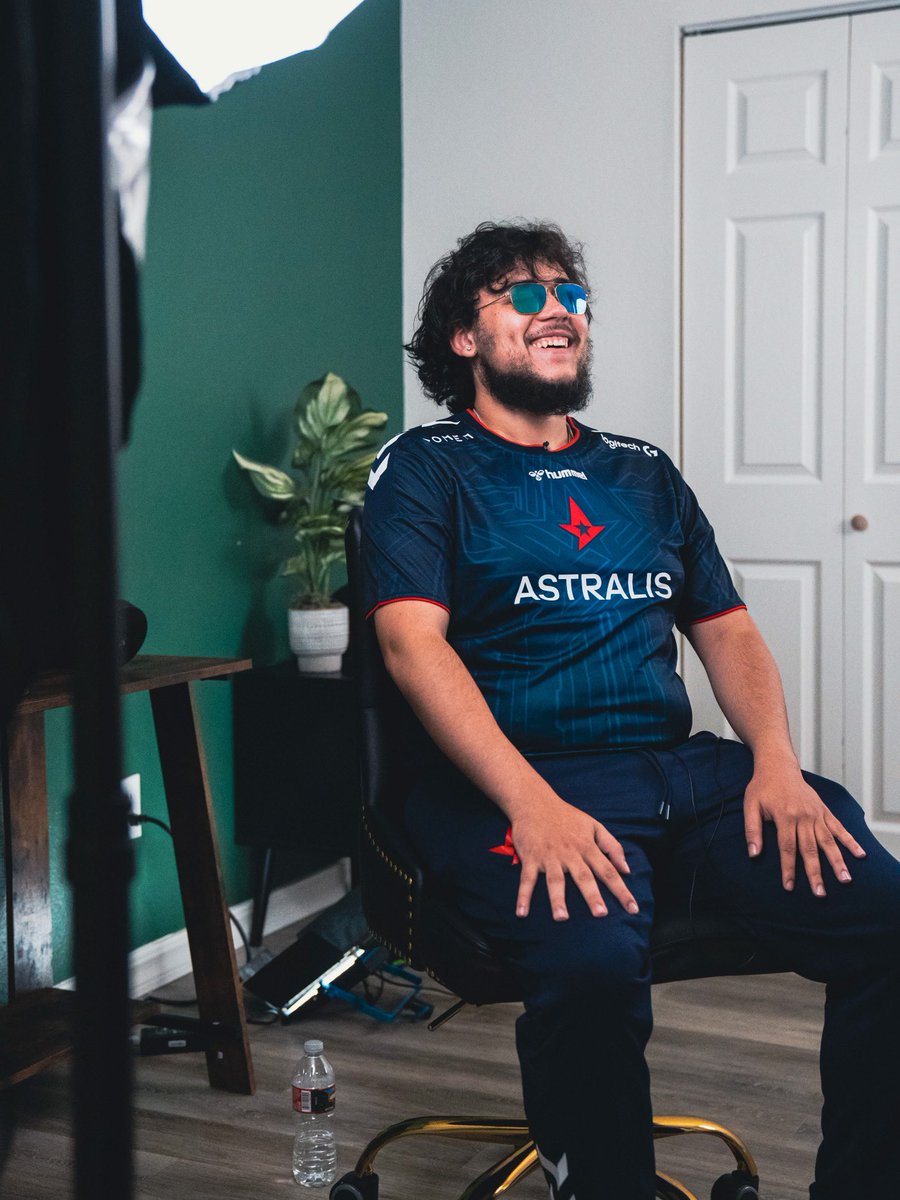 AstralisR6's tweet image. Media Day. 😁📸

#ASTWIN | @AaronJBD