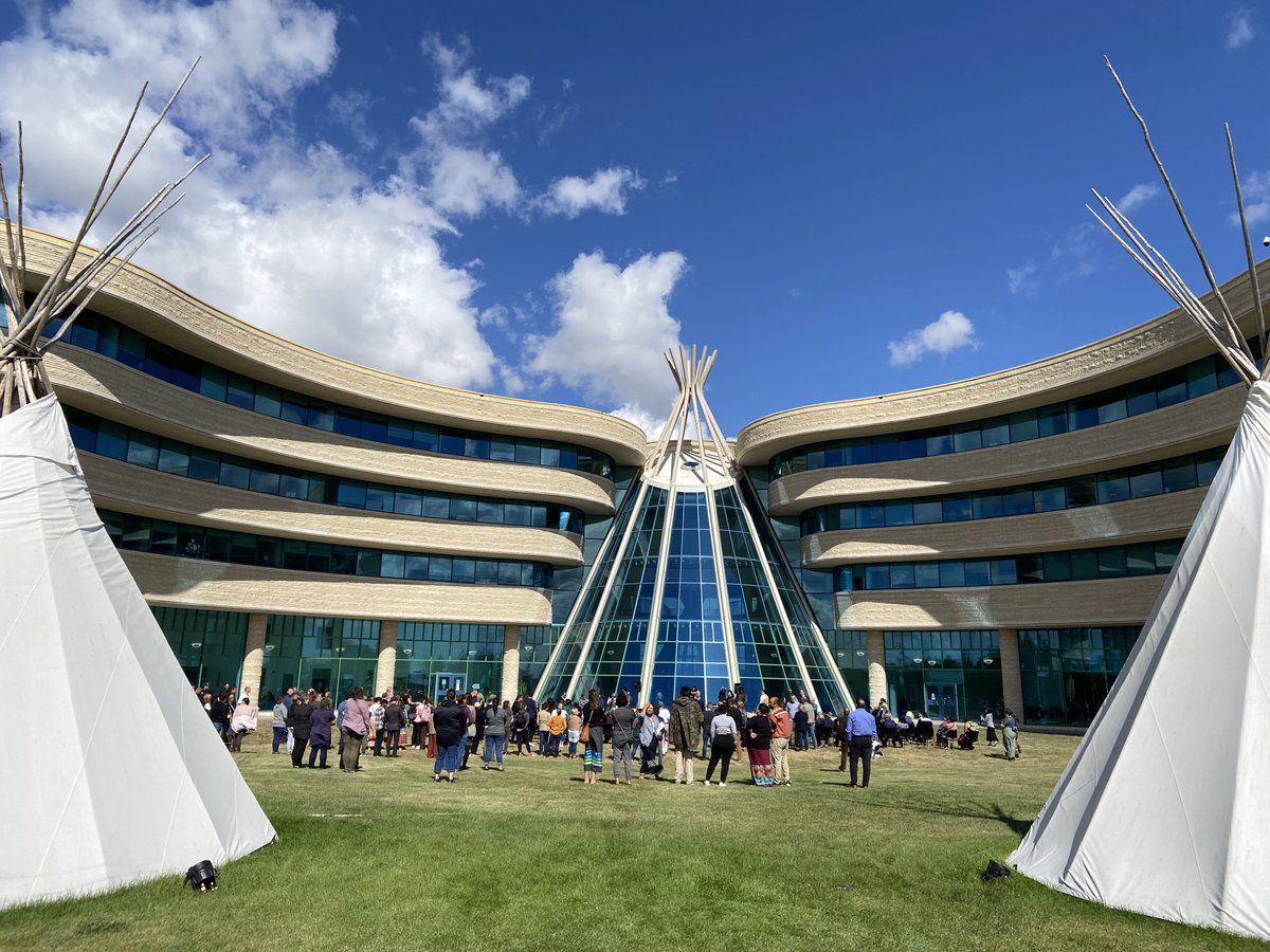 TVdonyoung's tweet photo. Very moving memorial today at #FirstNationsUniversity in #YQR for the victims (and families) at #JamesSmithCree First Nation. https://t.co/1Qzl1yUdHM