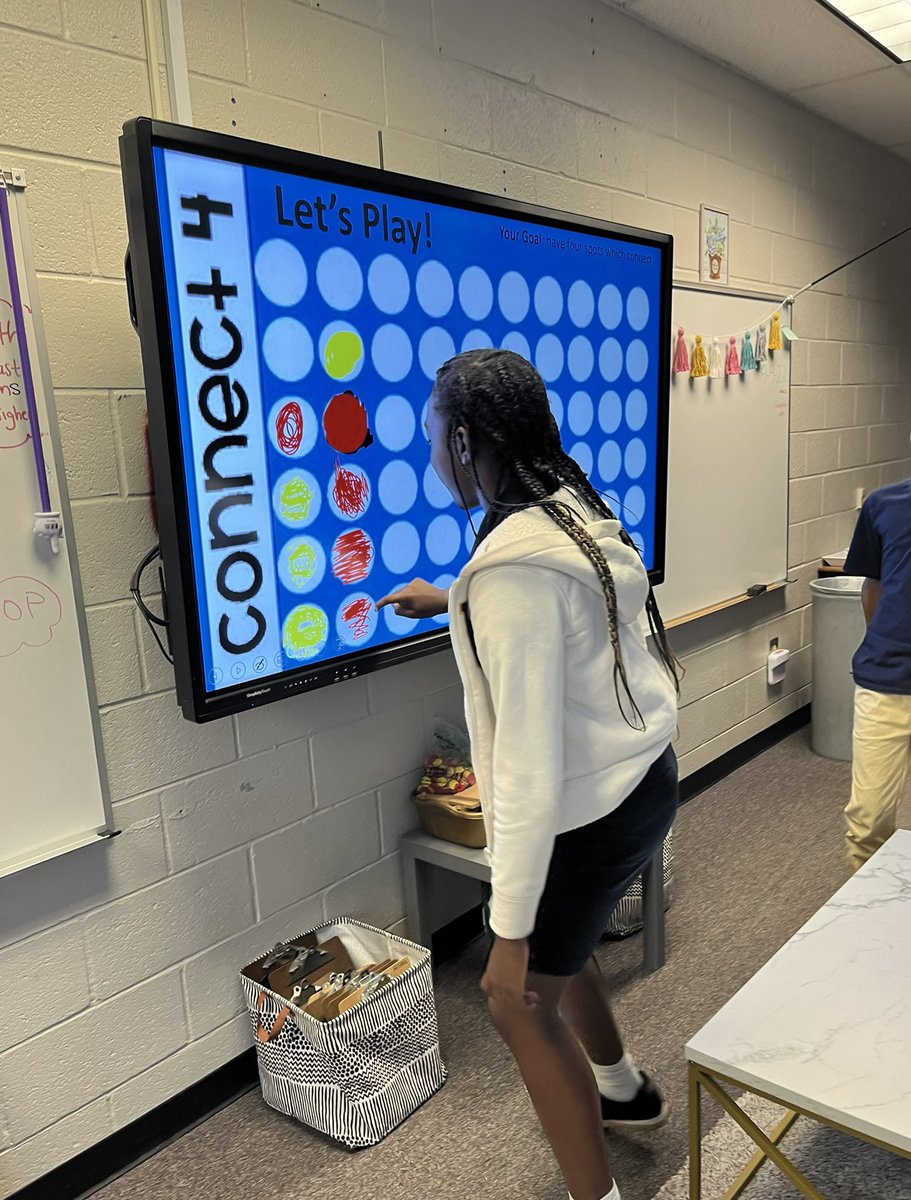 TeacherMrsAllen's tweet photo. We played a fun game of 4 in a Row to help strengthen fluency with multiplying multi-digit numbers. #Competition #mathisfun #multiplication #fourinarow https://t.co/EVUaQH6AHc