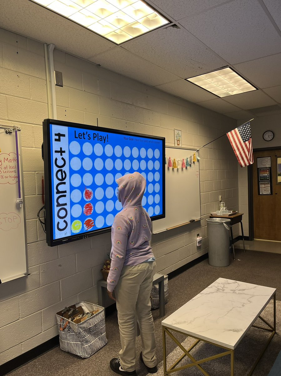 TeacherMrsAllen's tweet photo. We played a fun game of 4 in a Row to help strengthen fluency with multiplying multi-digit numbers. #Competition #mathisfun #multiplication #fourinarow https://t.co/EVUaQH6AHc