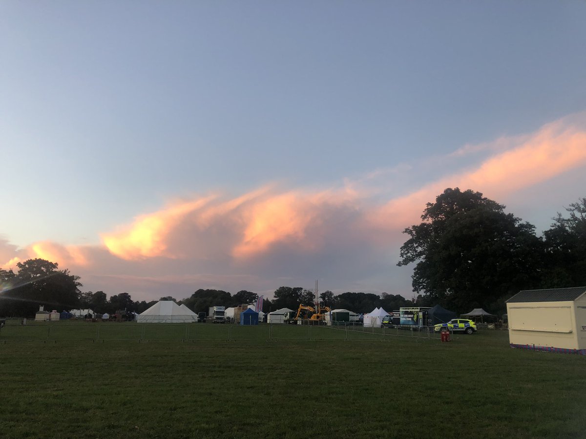 As the sun sets on the showground, we are looking forward to seeing you tomorrow 🤗