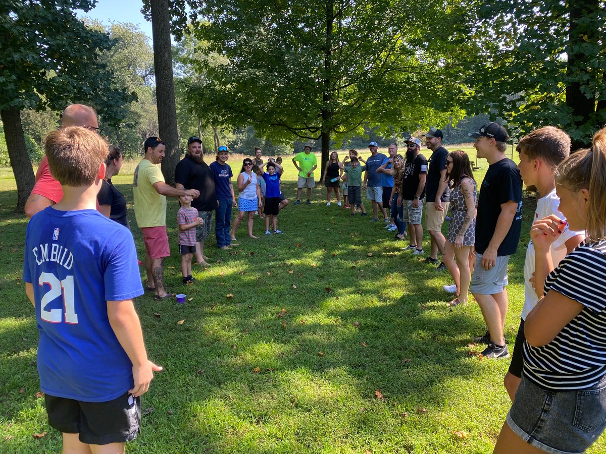 GoEcotech's tweet photo. We work hard and play hard at Ecotech! In August, we hosted our company picnic, which was a lot of fun for our team members, and their families. It was great visiting with one another, playing games, and enjoying some good food. 

#Ecotech #EmployeeAppreciation https://t.co/myPmLF8e2k