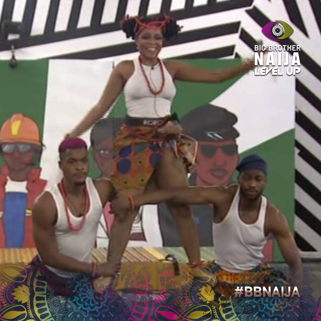 BBNaija's tweet photo. If this doesn't scream royal performance, we don't know what does. It's the look of concentration on both Groovy and Dotun as they secure a smiling Chichi while she gives us some moves.
Visit https://t.co/yG6ePTvnv2 for more #BBNaija updates. https://t.co/LGLccgJe1j