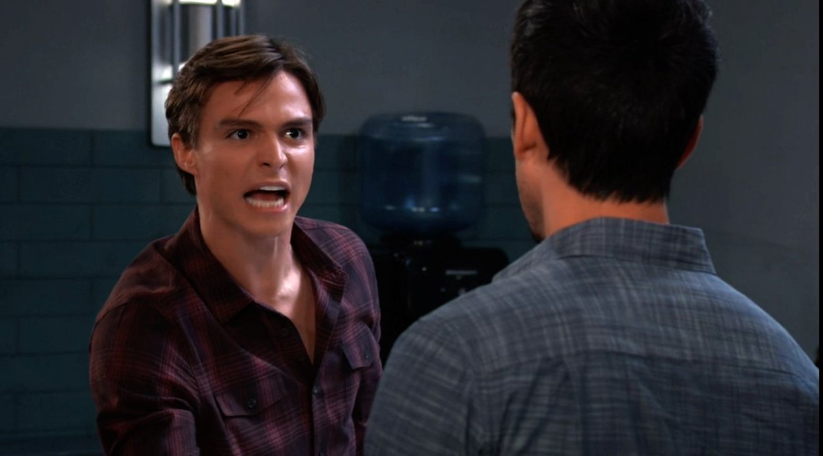 Alli - Waiting For #BeyondTheGates 🕊️❄️💞🕊️ tweet media