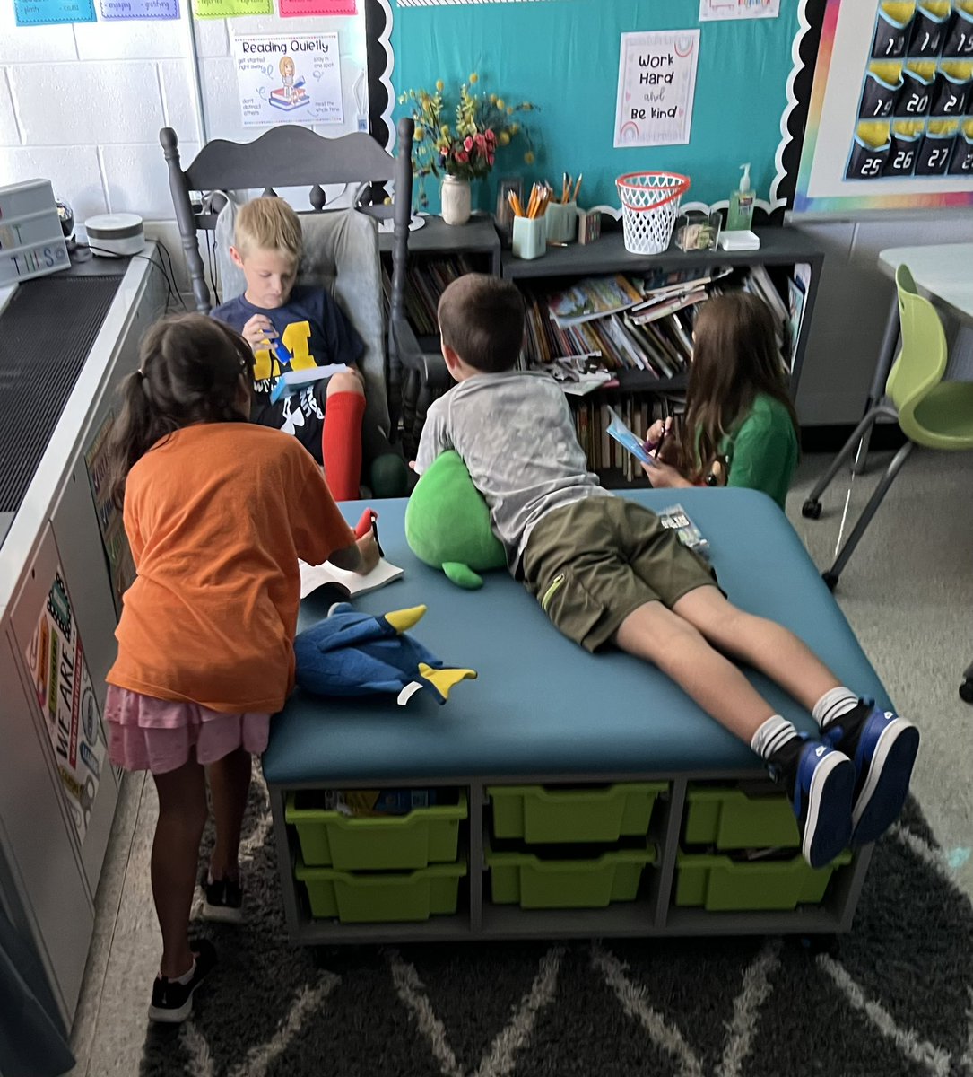 Our third grade students have books in their hands while they are participating in Flashlight Friday! We love seeing our students passionate about reading. #KirbyONE40