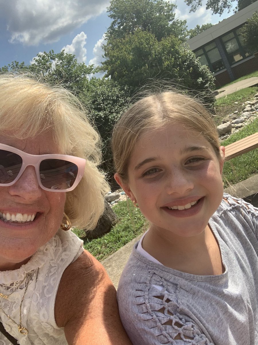 pinestreetelem's tweet photo. Best part of my day is lunch with this PAW winner @PalmyraSchools #withanadult https://t.co/fAuFZh2bBe