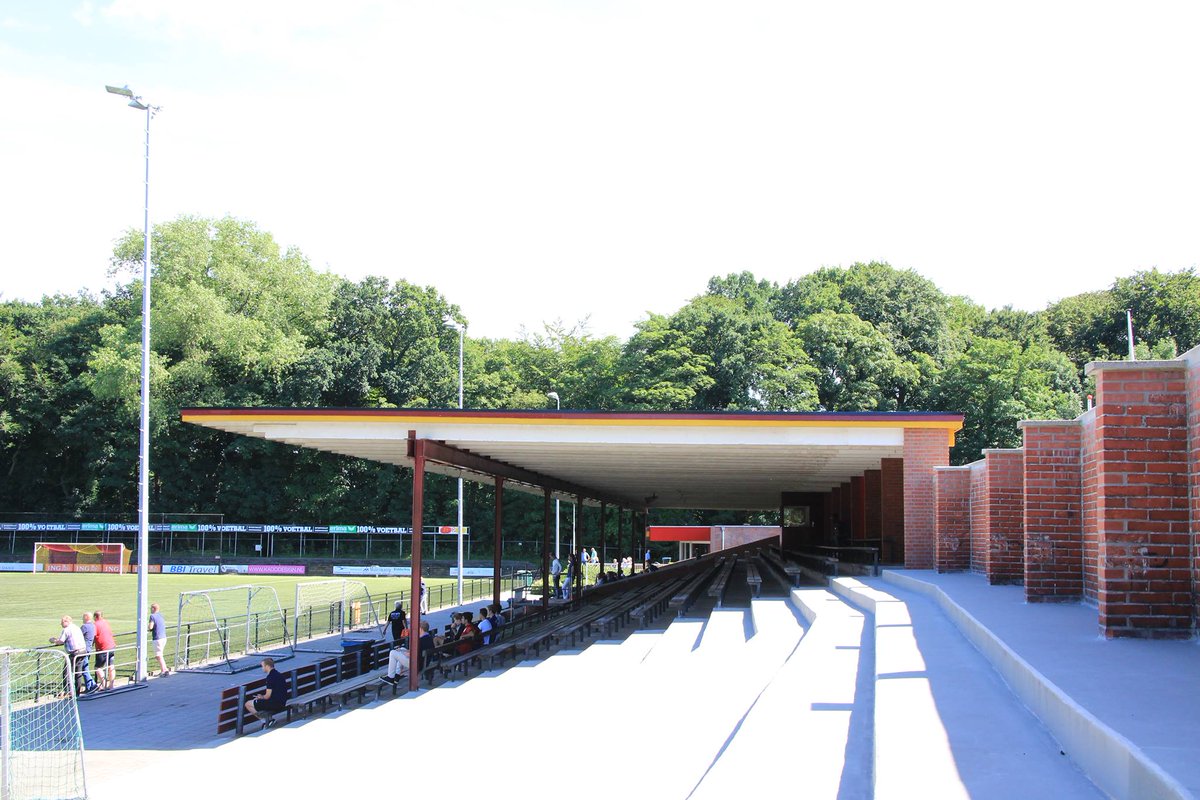 Eurovoetbaltoernooi tijdens Pinksteren op de Esserberg #groningen: oogtv.nl/2022/09/eurovo…