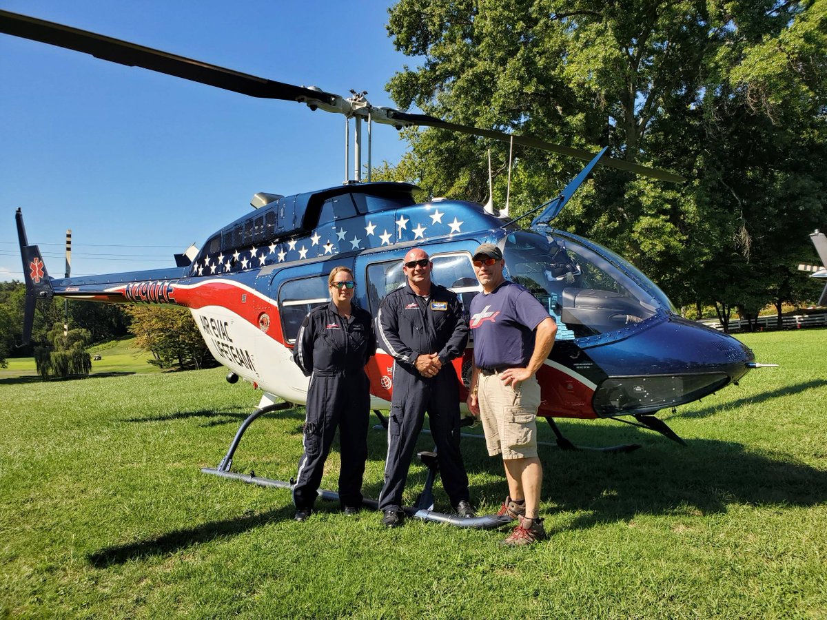 SuppHeroes's tweet photo. Props to our friends from Air Evac LifeTeam, Kentucky State Police, and Air Methods for joining us at the 13th Annual Supporting Heroes Golf Scramble!
#SupportingHeroes
#AirEvac
#KYStatePolice
#AirMethods https://t.co/zhqiYiJ5fN