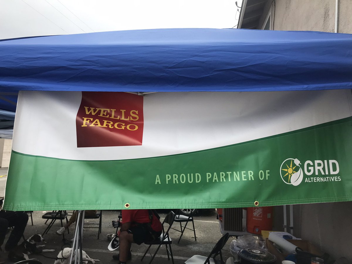 JosieTalavera's tweet photo. It’s a hot day in SoCal but that didn’t stop our @WellsFargo #volunteers who worked hand in hand with @GRID installing solar panels. Thanks #Westminster Mayor TA for coming out today! @WestminsterPIO #welcomehome https://t.co/W0qbGmFPqY