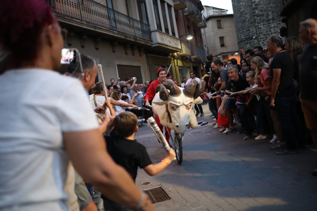 NacioGarrotxa's tweet photo. 📸 Primer Encierru de Marrans fet!
#FestesNd #FDT22 https://t.co/rHBWFxAofO
