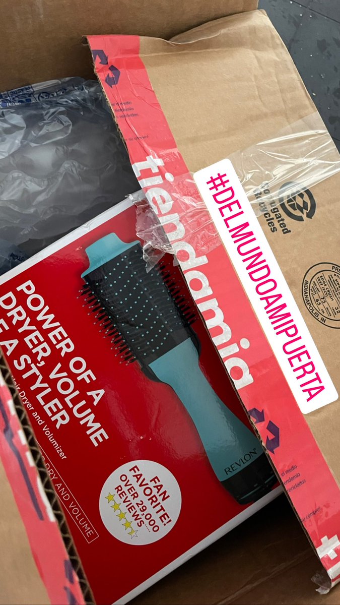 SallySantander's tweet photo. Llegó mi compra segura y con garantía de llegada y de devolución!! Son lo máximo!!
@tiendamiacom 
#delmundoamipuerta 
#tiendamia 
#Guayaquil
#Ecuador https://t.co/Xed0XYI9AX