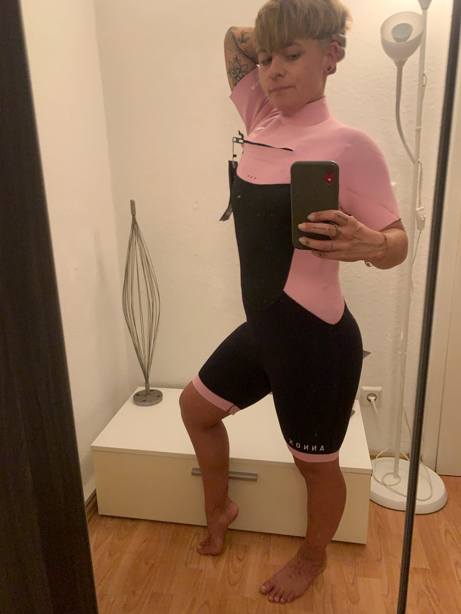 pocketrocket696's tweet photo. who want to dive with me  ? 
https://t.co/aFzTY0Z36A
#onlyfans #onlyfanspromo #OnlyFansgratis #onlyfansgirl #sellingcontent #buyingcontent #onlyfansgirl #paypig #content #secretseller #nsfwtwt #nsfwtwtﾟ https://t.co/RQclcmBkGi