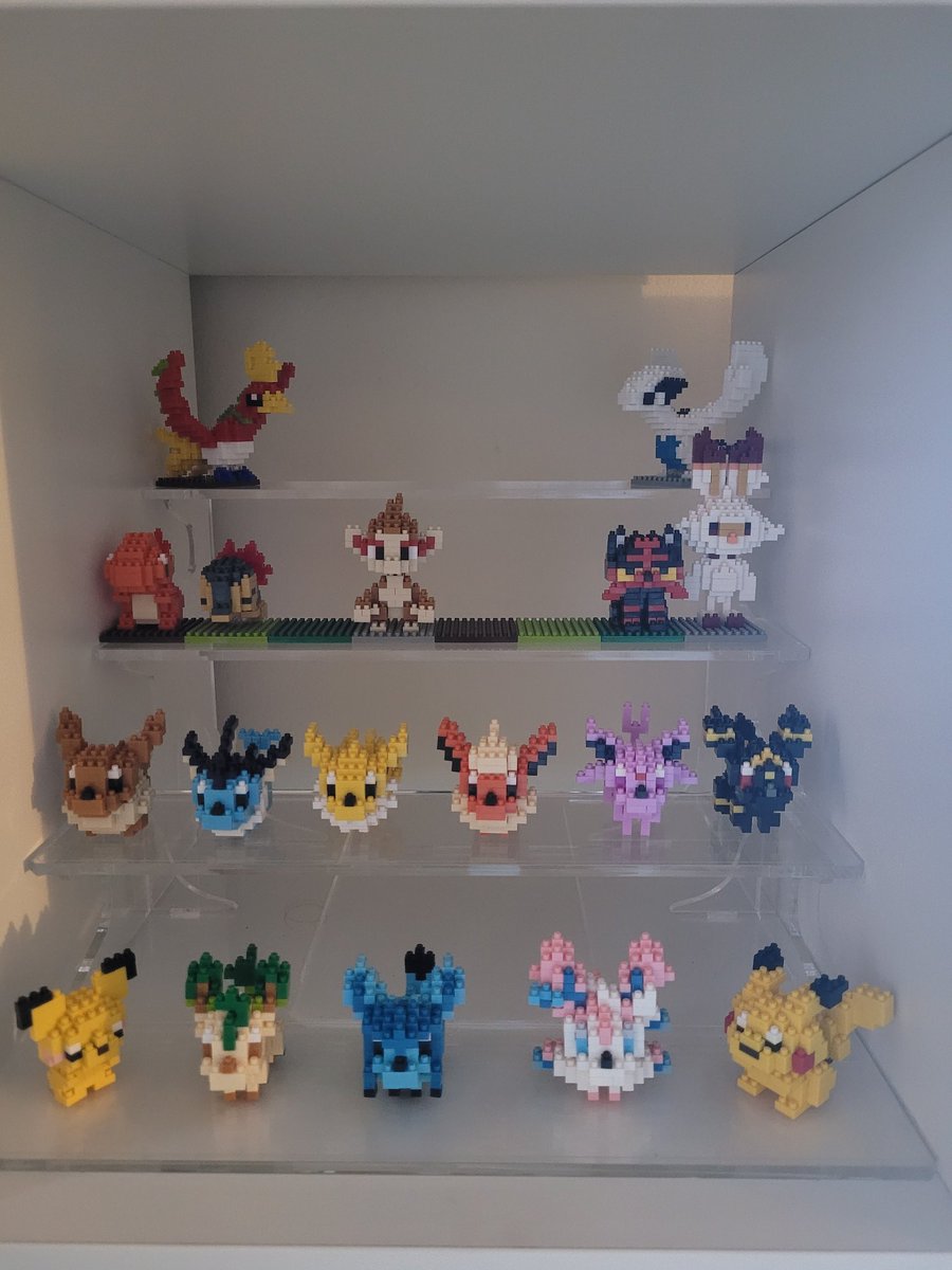animalsiren's tweet photo. So for anyone who doesnt know i collect nanoblocks of pokemon and now i bought a stand from wicked brick and its perfect for them
#nanoblocks #wickedbrick #Pokemon https://t.co/NTVSIZ3SZG