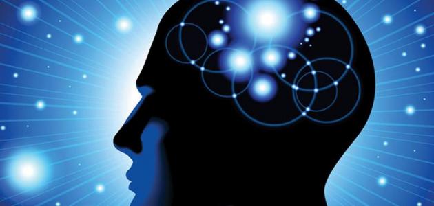 قيل لسيدنا ومولانل الإمام علي بن أبي طالب كرم الله وجهه :
ما بالُ العُقلاء فقراء؟

فقال: 
"إنّ عقلَ الرجلِ محسوبٌ عليه مِن الرزق!".

 إحياء علوم الدين _ الغزالي 📚