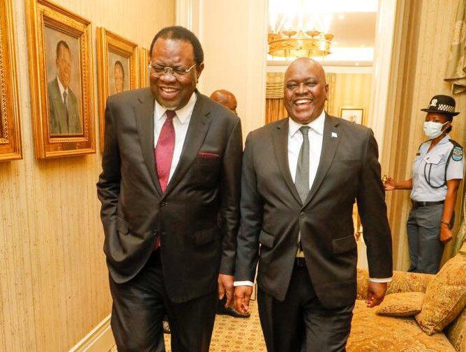 TheBriefLive's tweet photo. Namibia will support Botswana’s bid to host a permanent new headquarters and secretariat for the Kimberley Process
https://t.co/MTxkySg6Gb #namibia #botswana #diamonds #kimberlyprocess #russia #debeers #china #Austria https://t.co/LNeLznuMco