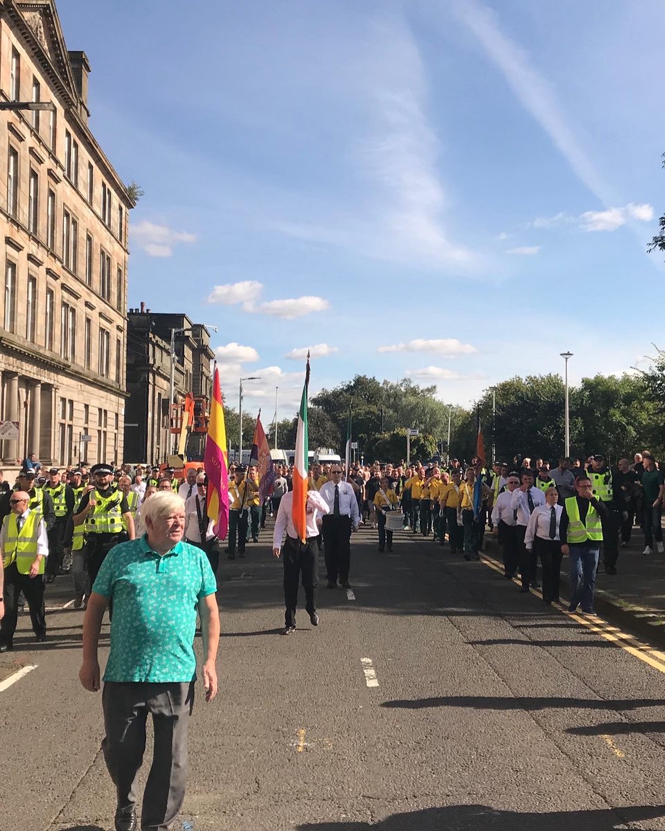 Join us in Glasgow tomorrow as we commemorate the brave volunteers who travelled to Spain to take on Franco’s fascists, No Pasaran ✊🏻

10.30 Millroad St, Calton then onto La Pasionaria statue, Clydeside