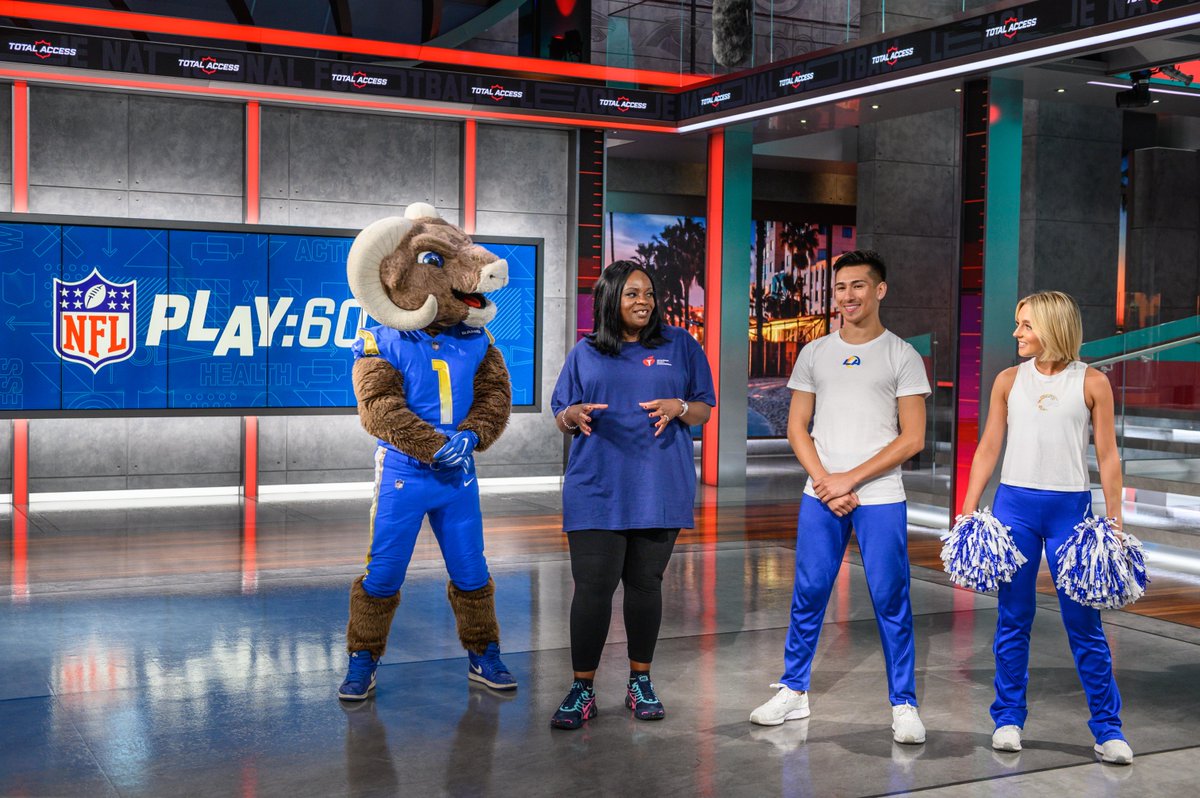 So good to see @American_Heart Pres. Michelle Albert spending time with @RamsNFL Mascot @RampageNFL and cheer team members, who are inspiring kids to get active during the upcoming @NFLPlay60 Fitness Break! spr.ly/6013MOVBS @UCSFNURTURE @UCSFMedicine