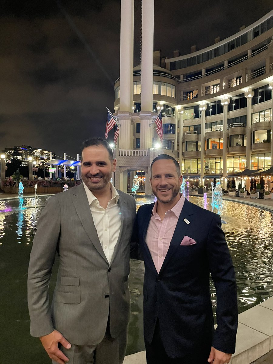 JLLesquire's tweet photo. Been a fantastic Annual Convention so far for the Hispanic National Bar Association!! Great programming and moving words and a call to action from my mentor Hon. Esther Salas (DNJ) #HNBA #HBANJ #JLLesq #WPOF https://t.co/Ynmro2cgSJ