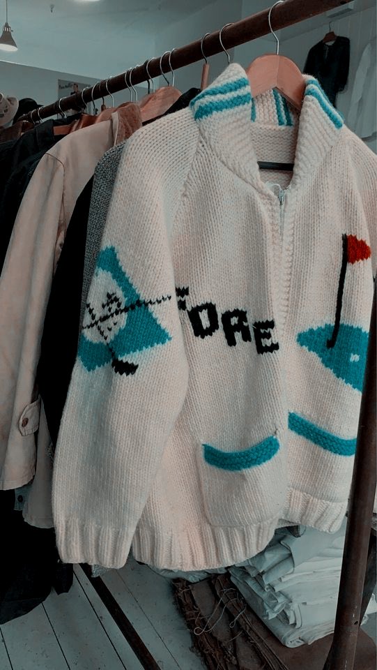 ᅠ
ᅠ                             
                            𝐬𝐡𝐚𝐫𝐤 𝐭𝐚𝐧𝐤,
                            tallaje desde xxs
                            hasta la xxl. unisex.
                            ᅠ

ᅠ