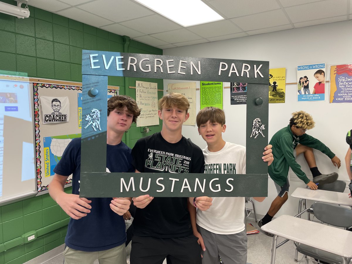 Epchs231's tweet photo. We had a great first Shadow Day of the year!
#ShadowDays #epchsmustangpride #WeAreEP #EvergreenPark #GoToEP https://t.co/9n9d1qgOhF