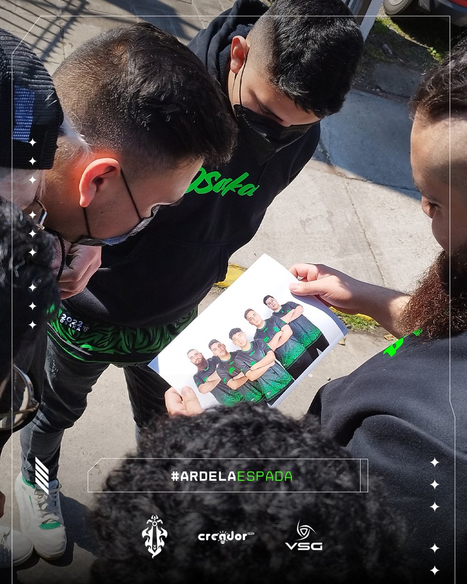 La espada está lista para la batalla ⚔️

#ArdeLaEspada