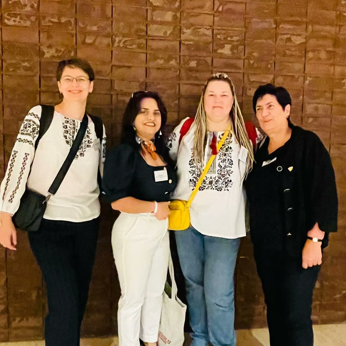nooranila's tweet photo. Hear me as a woman... So I might say our victory is just beginning,C me as change,say I am movement,that I am the year,/and I am the era/of the women.”
#AmandaGorman Women already strong, it's about changing the way world perceives that strength."
#GDAnderson
thanks @BMZ_Bund https://t.co/TPeeCyPHbj