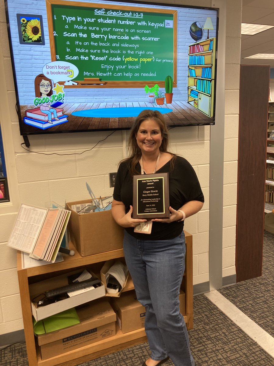 BerryMiddle's tweet photo. Congrats to our amazing librarian Mrs. Hewitt! She will be officially recognized Tuesday at the Hoover City Schools Board Meeting! #BerryPride https://t.co/dpNYvMLrDY