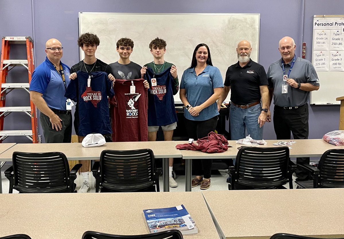 BISDBCTAL's tweet photo. Thank you to Michelle Queen from Texas Masonry Council for presenting to our students about careers in masonry! Helping build America! #MasonryROCKS #TexasMasonryCouncil ⁦@BirdvilleISD⁩ https://t.co/UOY2hw88Tb