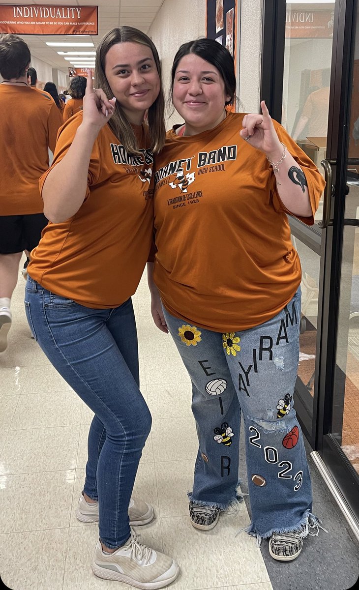 VinningJr's tweet photo. Senior Mariya Sandoval and Junior Charley Ford show their Hornet Pride for todays pep rally and first home game. #CaldwellHighSchool #CaldwellProud #CaldwellBand #Classof2023 #Classof2024 https://t.co/sfWtgOf2Dd