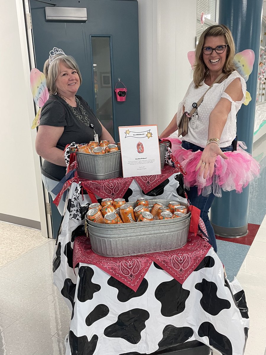 Celebrating our first month of the 2022-2023 school year with Teacher Perfect Attendance!  26 teachers and staff CRUSHed it and the Book Fairies delivered. #ReadingTakesUsEverywhereCJHarris #WeArePearlandISD