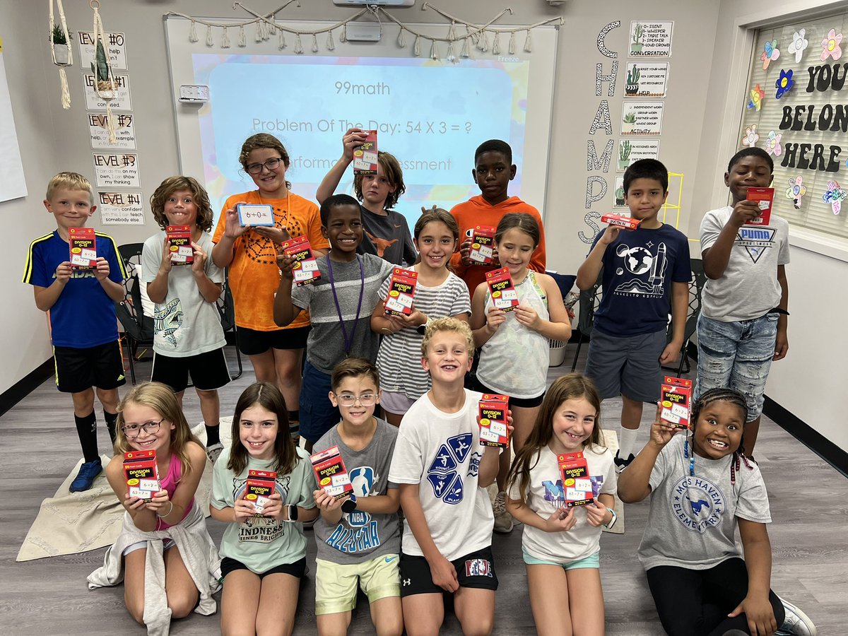 MsLeein4th's tweet photo. A big thank you to the amazing @julieteague1234 for helping out my sweet 4th graders! She hand delivered extra flash cards in less than an hour of my email to help us with our math fluency. I’ve never seen so many kids excited to practice division! #RISDBelieves #LevelUpMHE https://t.co/iJUMk7LGQV